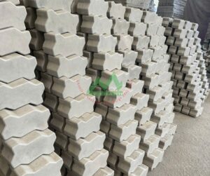 Gạch con sâu lát sân hè màu xám xi măng